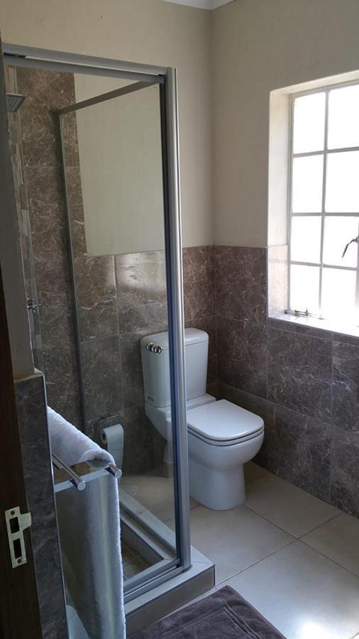Green Willows Guest House Skeerpoort Экстерьер фото
